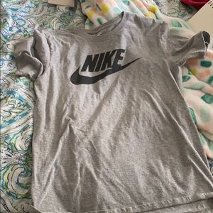 Nike t shirt